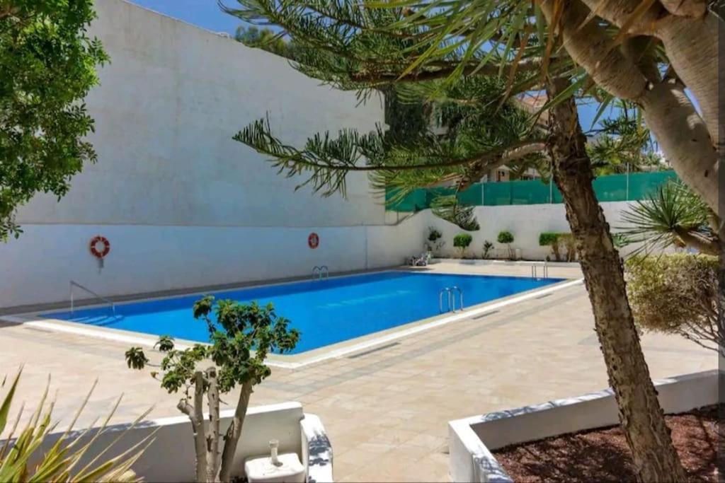 Vivienda Vacacional Rosaini Los Cristianos  Exterior photo