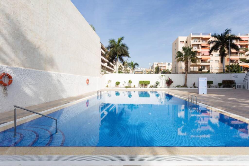 Vivienda Vacacional Rosaini Los Cristianos  Exterior photo